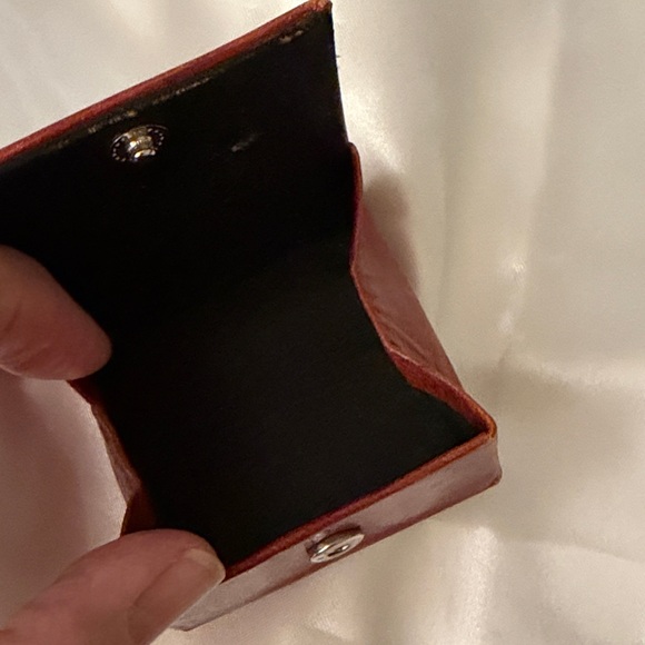 Embossed Leather Wallet with Animal Design vintage 1970’s it’s a coin purse - Picture 2 of 5